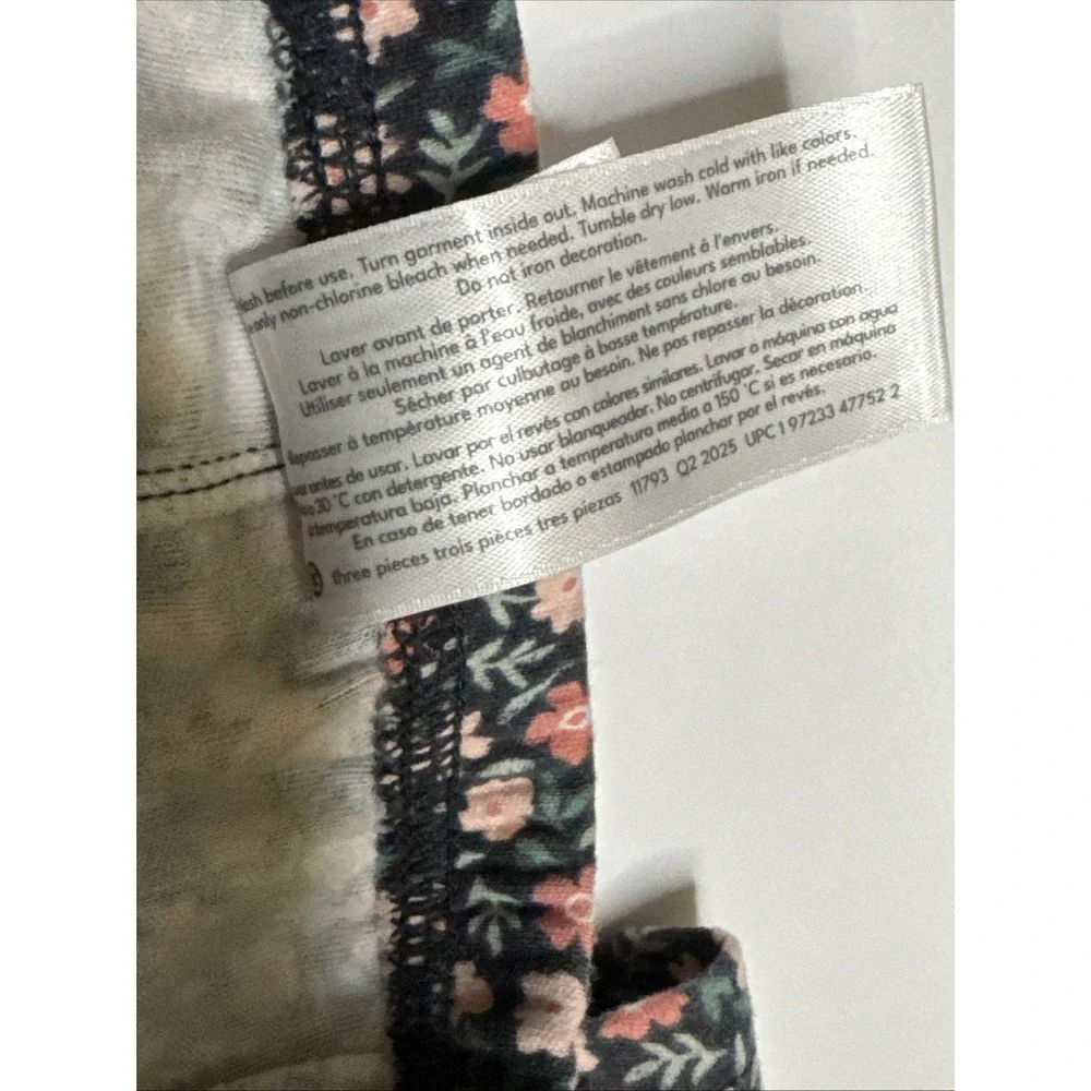 Carters Child of Mine Baby Girl Floral Bodysuit and Pants Set 0-3M‎ Navy Pink